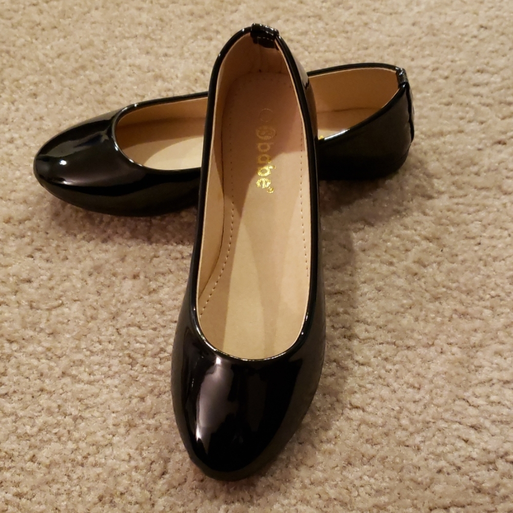 Black Patent Flats for women